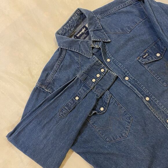 Wrangler Mens Extra Long Tails Denim Shirt Sz 16.5-34 Pearl Snap Made In USA - Picture 2 of 9